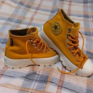 Women's Converse Chick Taylor All Star. Mustard Yellow
